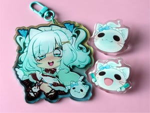 Image of Mint Fantome and Matara Kan keychain and wisp pins