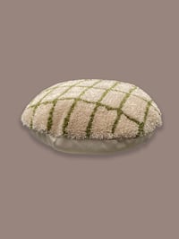 CUSHION