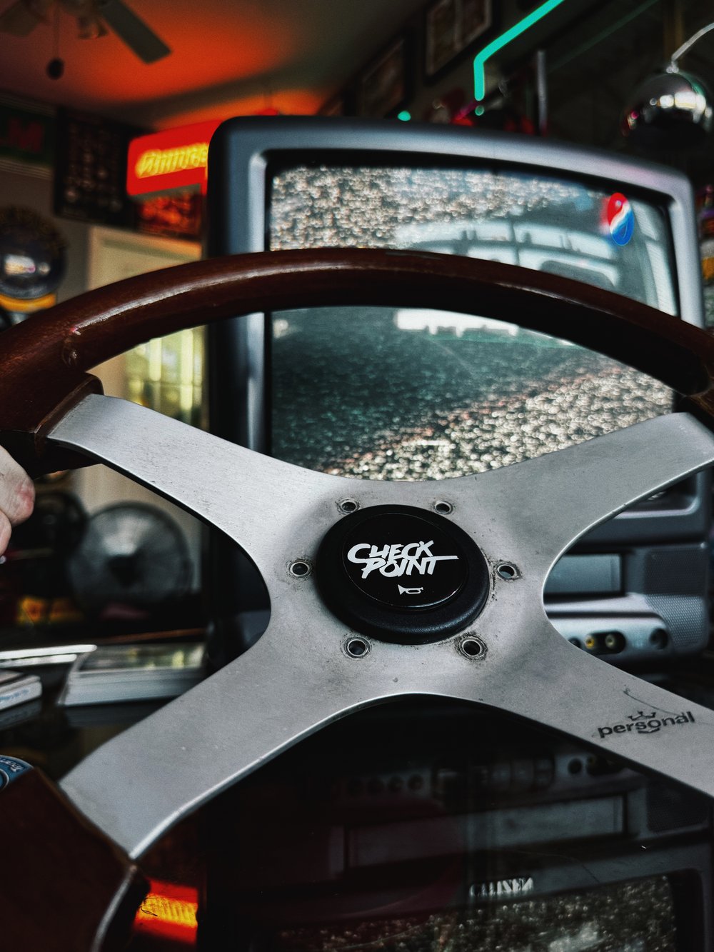 CHECKPOINT Classic Logo Horn Button