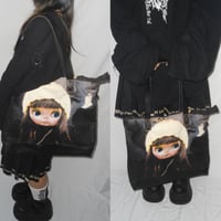 Image 3 of Blythe handbag