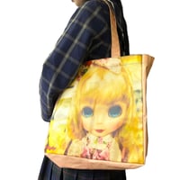 Image 4 of Blythe shoulder bag