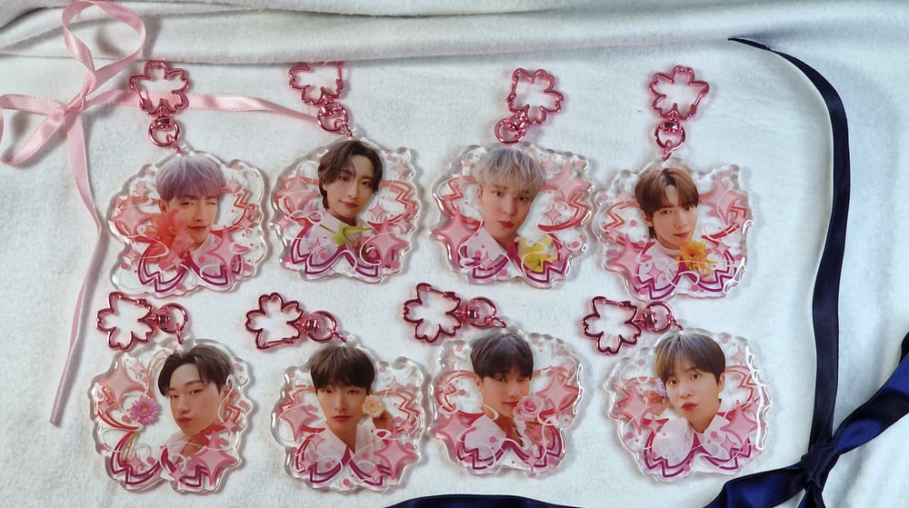 Image of ATEEZ Sakura Keychains