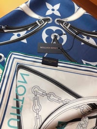 Image 6 of LV Ultimate Monogram Scarf