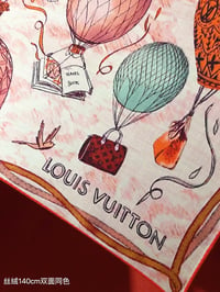 Image 17 of LV Ballon Scarf