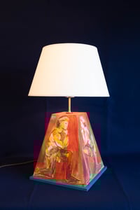 Kneeling Man Lamp 