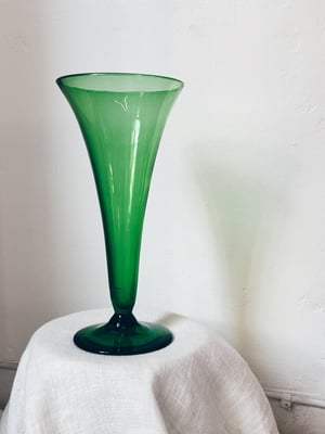 Den trompet formet _Art deco Svensk vintage vase