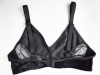 Image 2 of The BETTY bra in BLACK WIDOW tulle, velvet & PVC