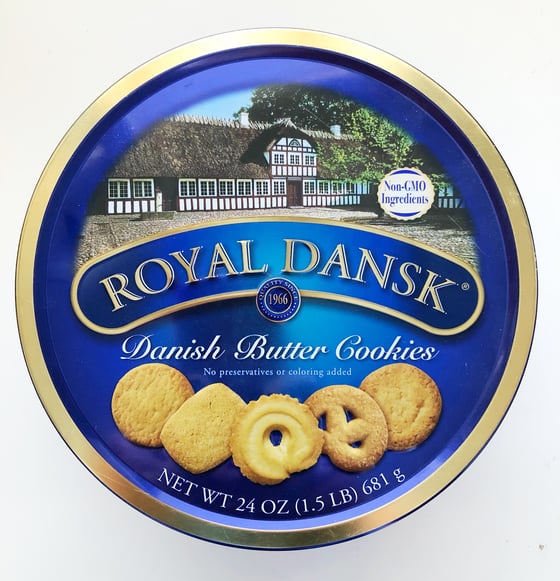 Image of Biscuits & Buttons Sewing Kit - Royal Dansk