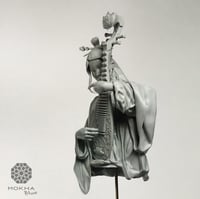 Image 2 of Liu Qin bust