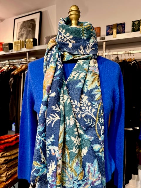 Image of Epice Scarves-Large Florals 