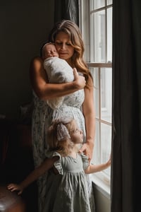 Lifestyle Newborn Session - Retainer Fee