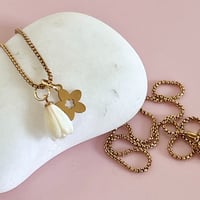 Image 4 of Shell flower and flower pendant