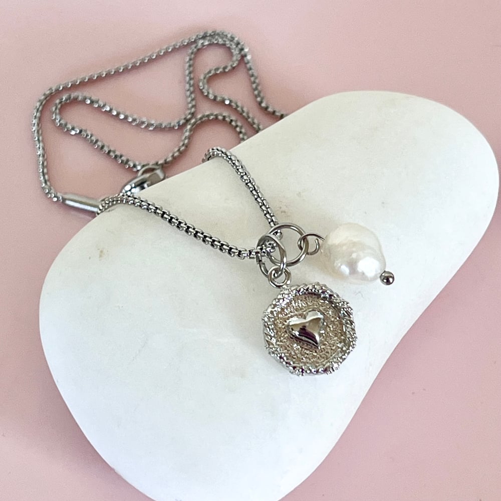 Image of Textured Heart Circle and Pearl Pendant