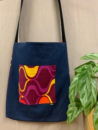 Image 2 of MARKET BAG - DENIM AND RETRO PRINT