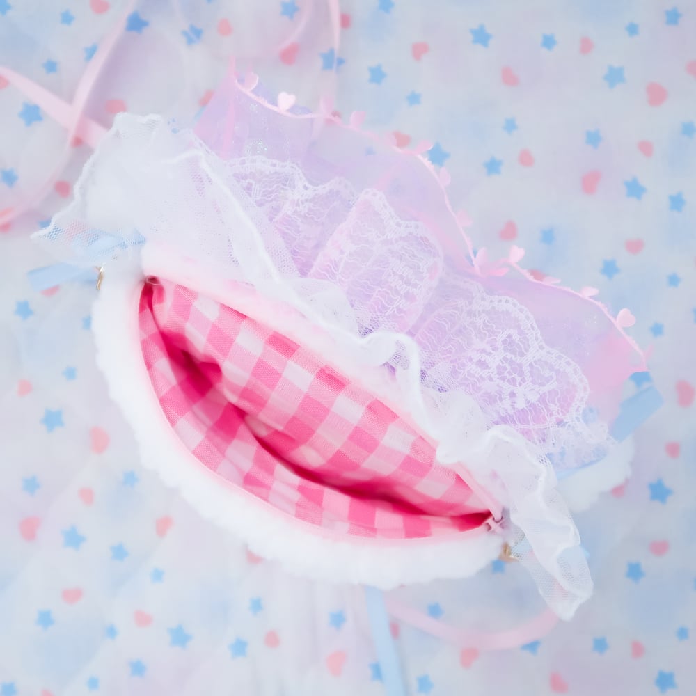 Puppy Pouch: 04