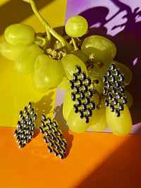 Image 4 of THICK LONG MESH STUD EARRINGS 