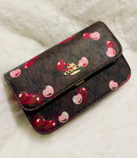 Image 1 of COACH HAND PURSE(DARK BROWN)