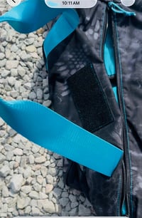 Image 3 of Typhoon tiff blue 24 inch round duffel twisted handle