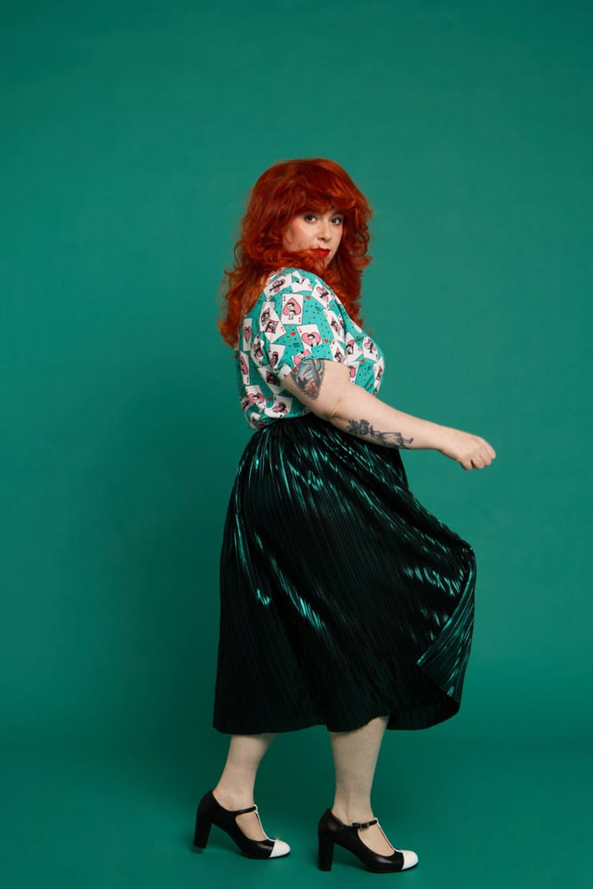 Image of Falda Barbara King