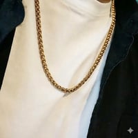 Image 2 of ''Majesty'' chain