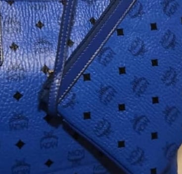 Image of Blue tote