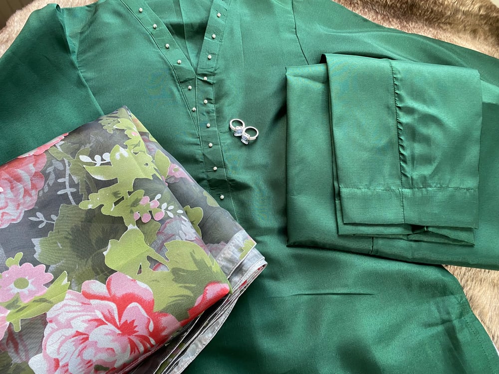 Green digital duppata suit