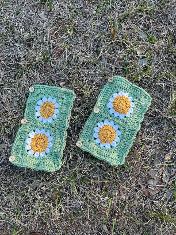 Image of Daisy Seat Belt Covers Set
