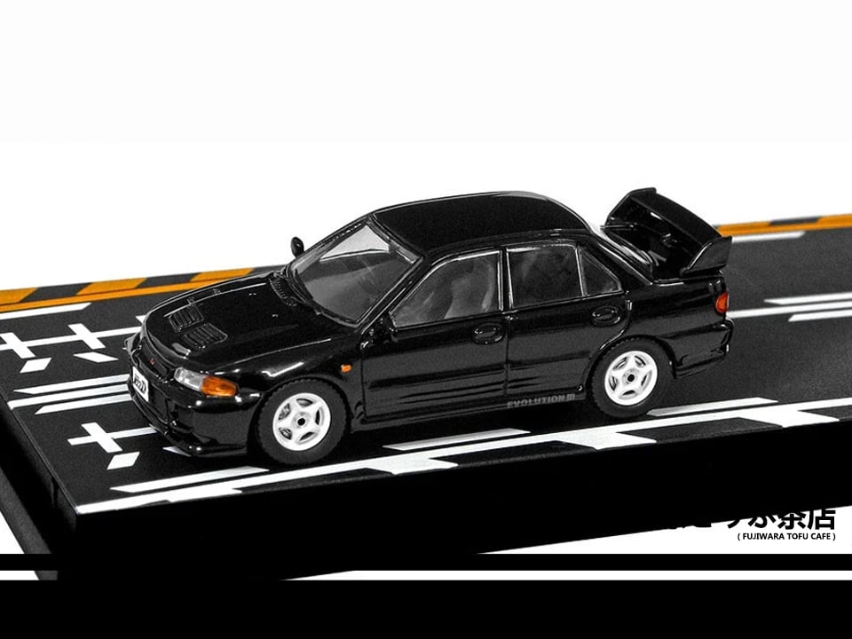 ミニカー Mitsubishi Lancer Evolution III & Toyota 1/18 Mitsubishi Lancer EVO III 1995 White Resin Model Car by