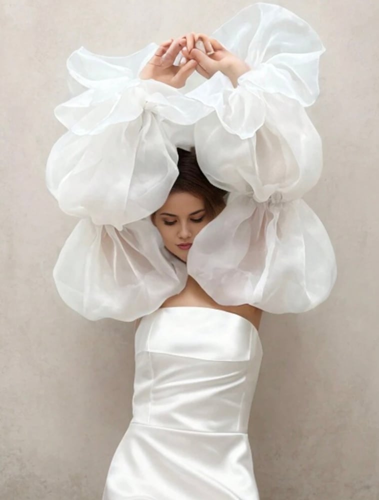 Image of Oversized organza sleeves 