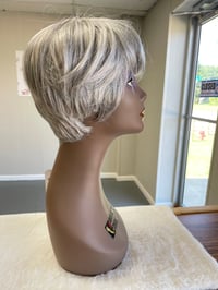 Image 3 of Short grey Wig 