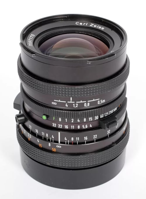 Image of Hasselblad Carl Zeiss Distagon 50mm F4 lens CF T* FLE #4130 AS IS