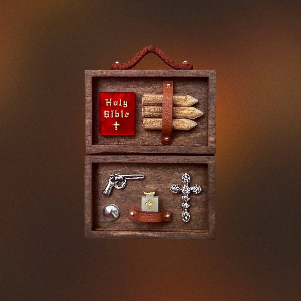 Image of (PREORDER) Magnet Vampire Hunting Kit