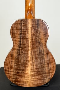 Image 6 of Shop Order KoAloha KTMR-00 Curly Koa Rosette Walnut Tenor Gloss