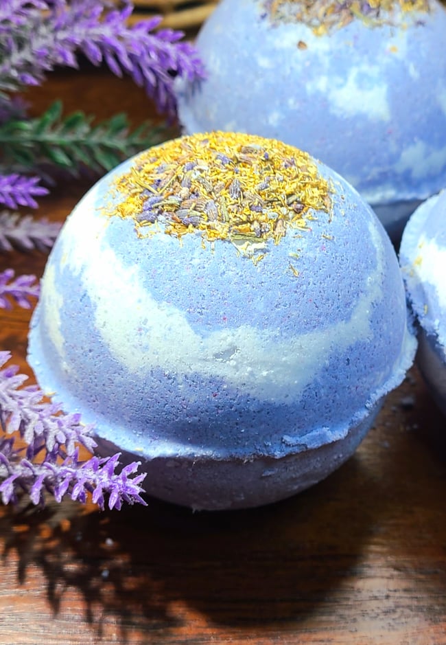 Lavender Chamomile Botanical Bath Bomb 7oz