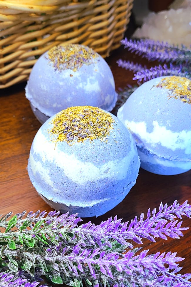 Lavender Chamomile Botanical Bath Bomb 7oz