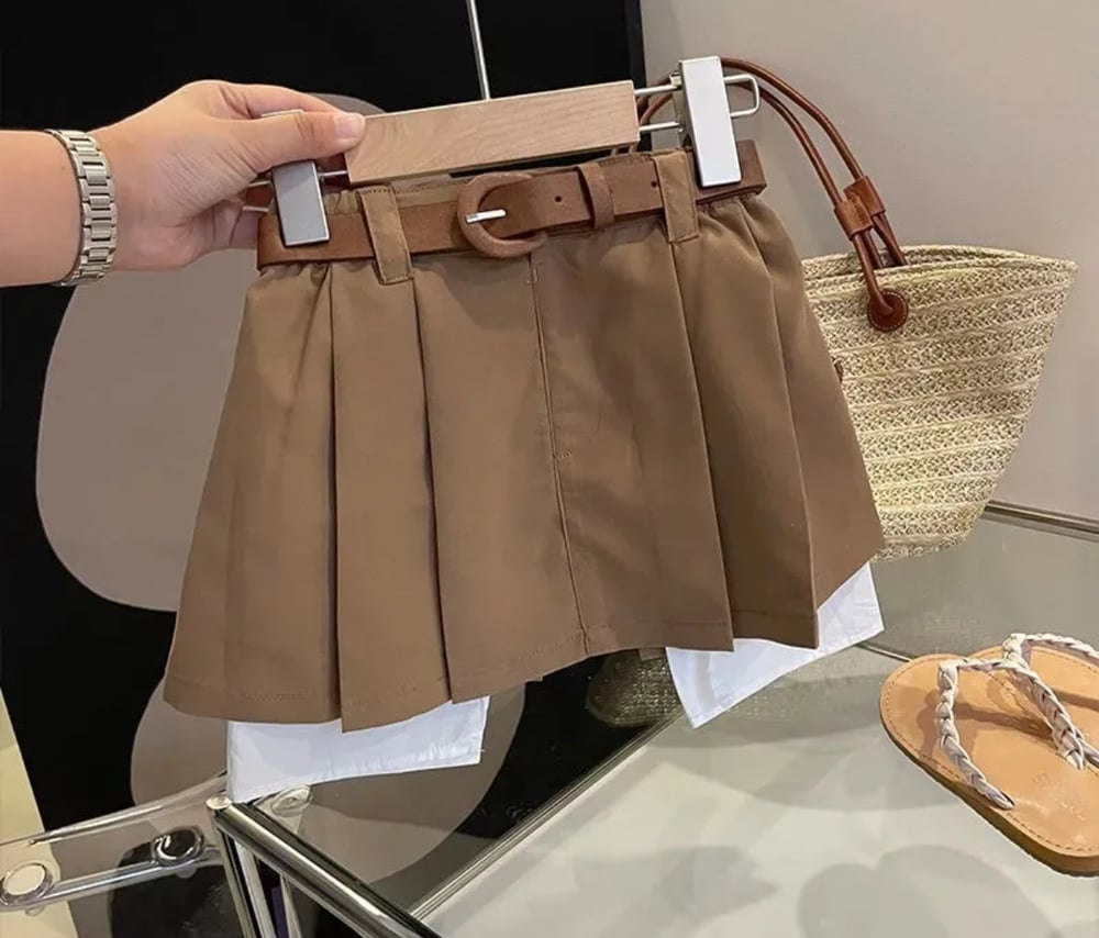 Image of Danni Pleated Skirt