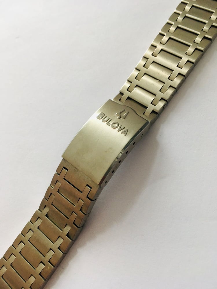 Image of BULOVA 17.7mm/12mm/7.5mm Stainless Steel Gents Watch,,Clean.
