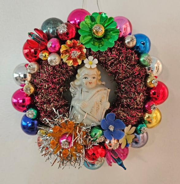 Image of Mini Vintage Shiny & Brite Ornament Wreath - 2434