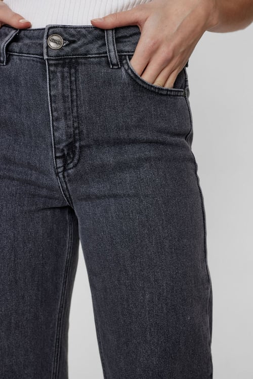 Image of 2-Jeans Nutoronto