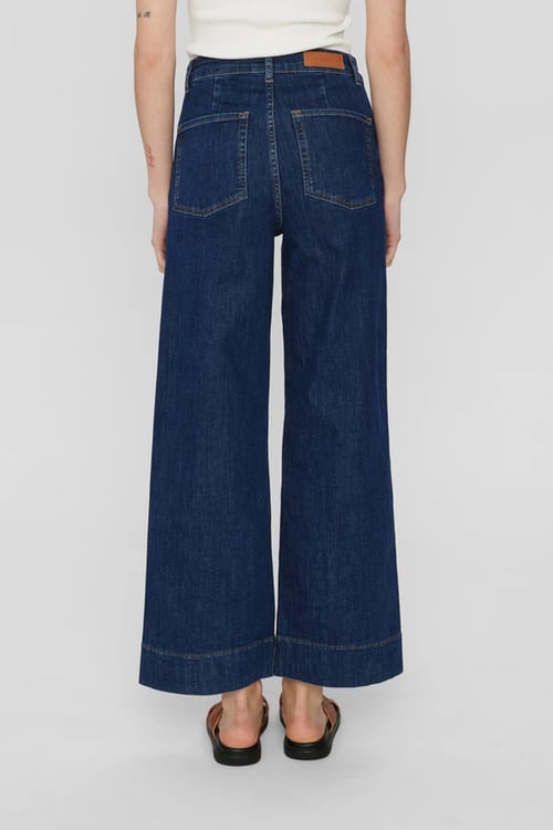 Image of 2-Jeans Nuparis Cropped