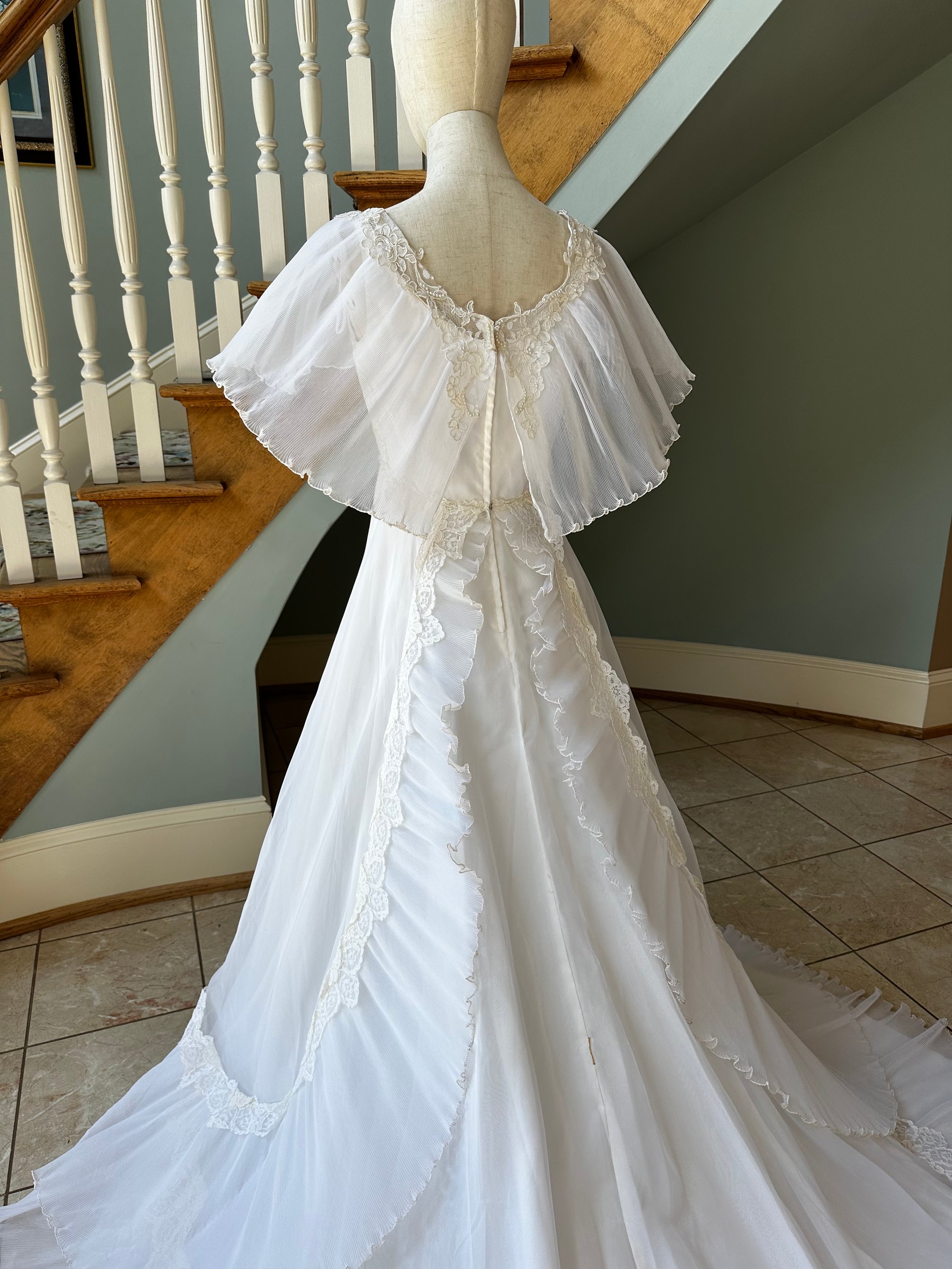 1970s Butterfly Wedding Gown | Estelle Amore 1970s Butterfly Wedding Gown | Estelle Amore
