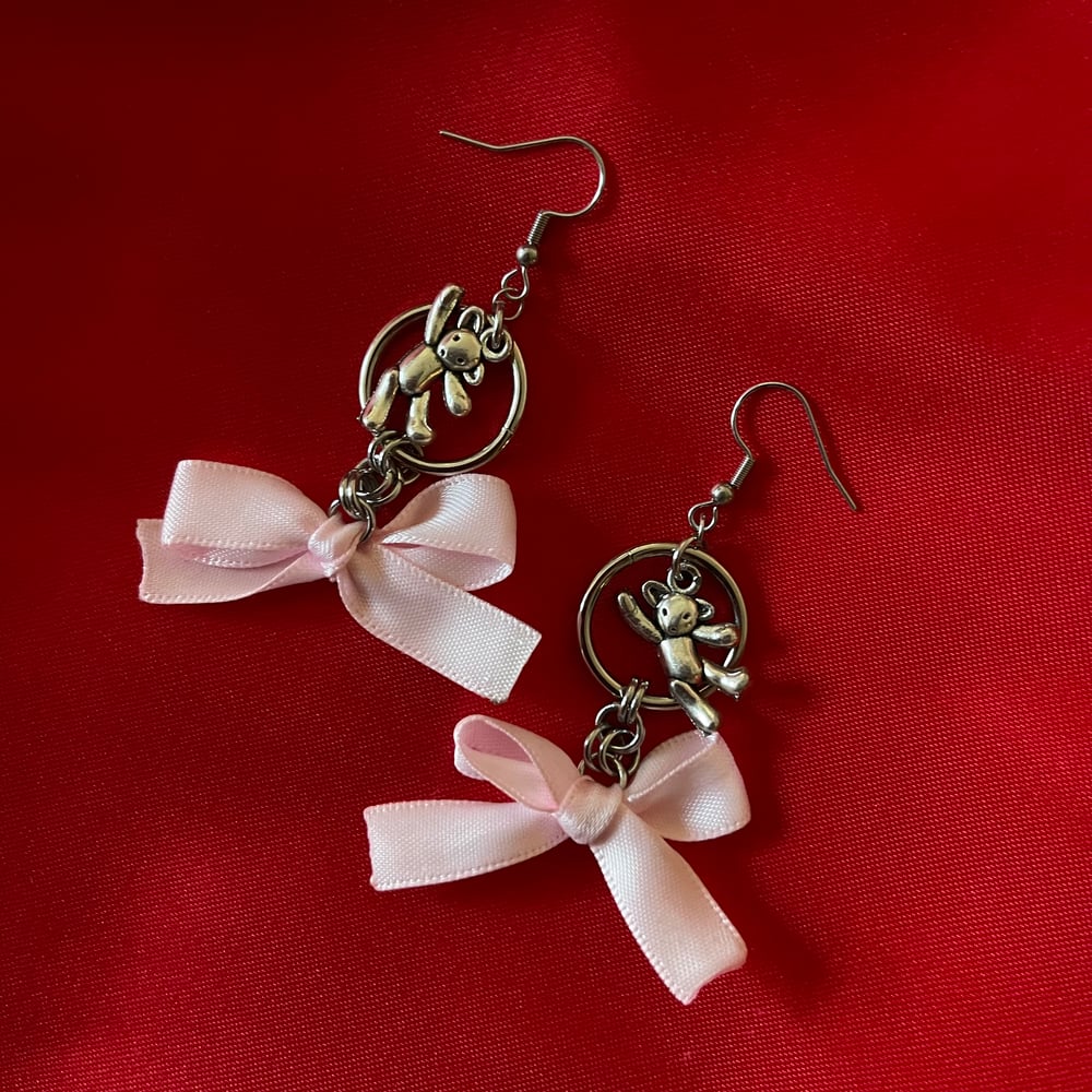 Image of teddy bear earrings 