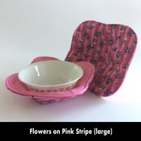Image 1 of Reversible Bowl Cozy - Flowers on Pink Stripes