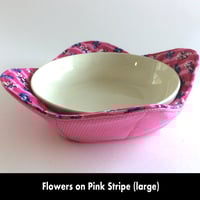 Image 4 of Reversible Bowl Cozy - Flowers on Pink Stripes