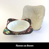 Image 2 of Reversible Bowl Cozy - Flowers on Brown