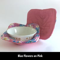 Image 2 of Reversible Bowl Cozy - Blue Flowers on Pink