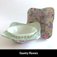 Image 1 of Reversible Bowl Cozy - Country Flowers