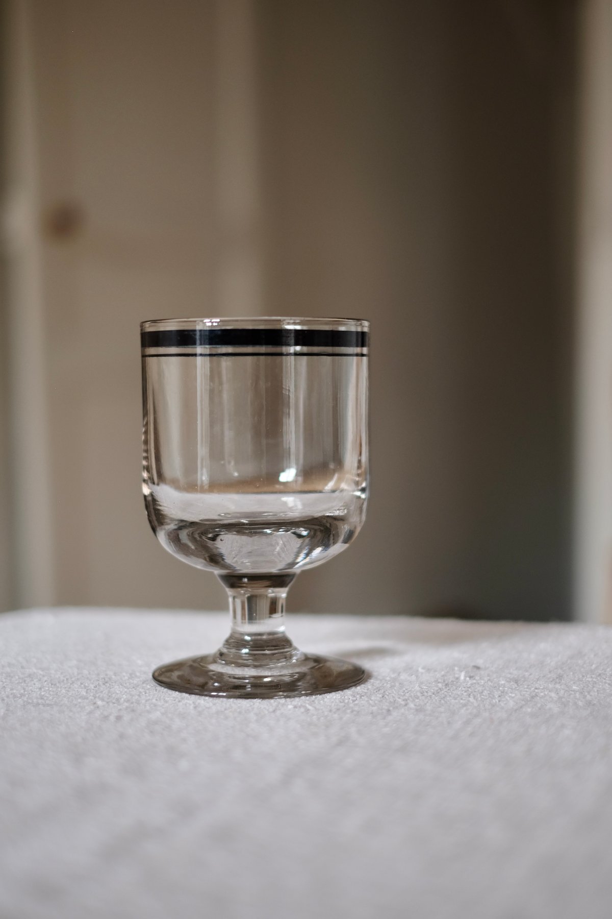 Image of Coupe sur pied en verre