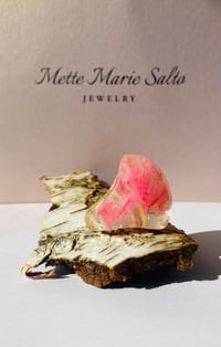 Image 3 of Goddess, pink