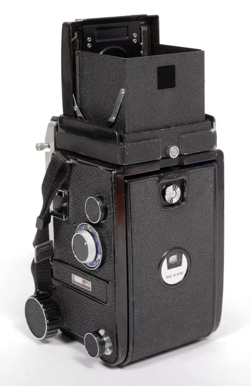 Image of Mamiya C330 Professional 6X6 TLR camera + 80mm F2.8 Blue Dot lens + strap #4555